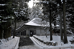 Photo_ChusonjiTemple